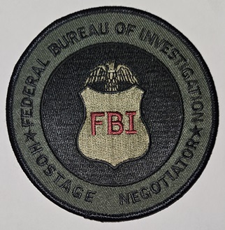 FBI042